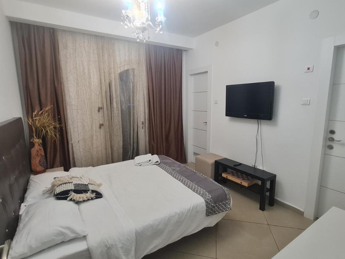 De Golf Luxury Apartment